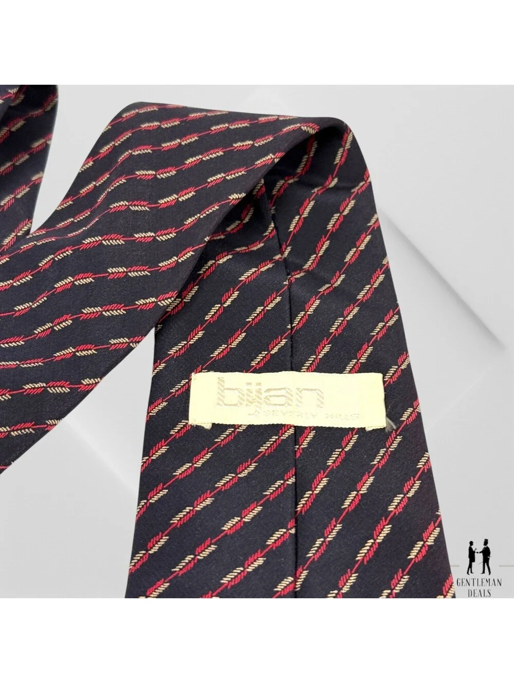 Bijan Beverly Hills Designer Silk Tie With Textured Finish & Stylish Navy 57x3.5